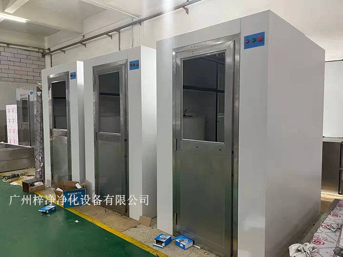 風淋室維護保養(yǎng)不僅關(guān)系到潔凈室的整體運行效率
