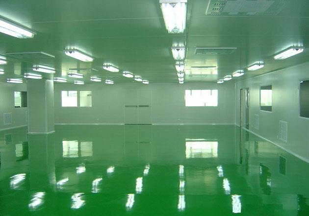 工作人員在進入潔凈區前先要經過風淋室吹淋除塵后才能進入潔凈區工作。
